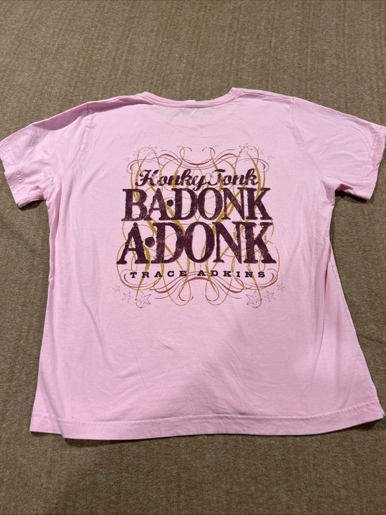 Tops - Trace Adkins Badonkadonk pink t-shirt women’s XL